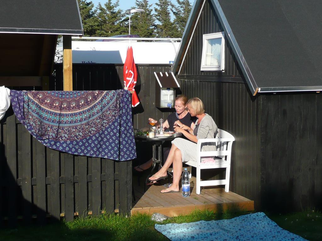 Lonstrup Camping Cottages & Rooms Extérieur photo